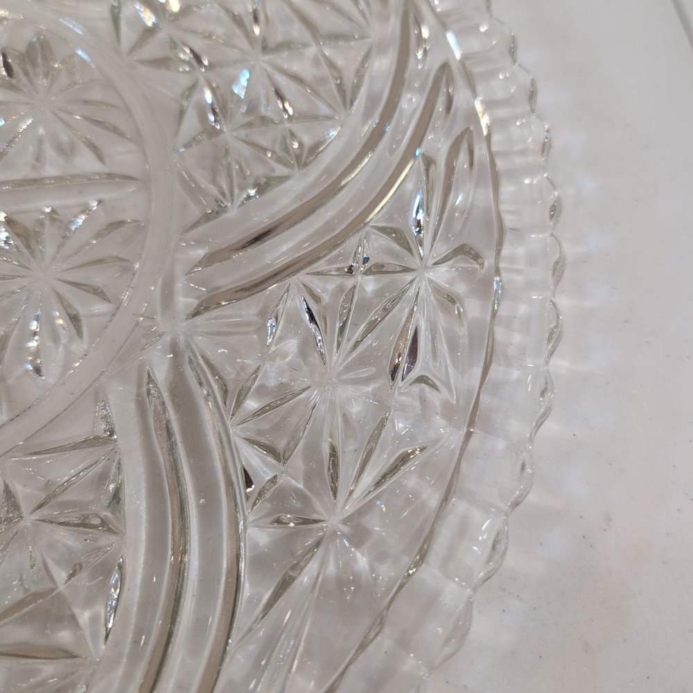 VTG Cut Glass Starburst Pattern Serving Platter Round Scalloped Edge 12.5" - Picture 4 of 8